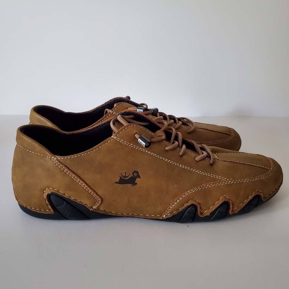 Mens Casual Shoes Leather Light Weight Driving Shoes Sleek Design